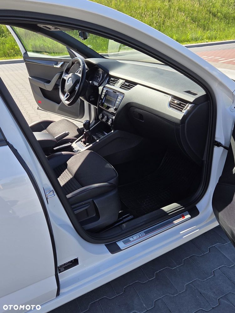 Skoda Octavia 2.0 TDI RS - 8