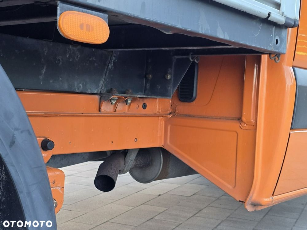 Volkswagen Crafter - 11