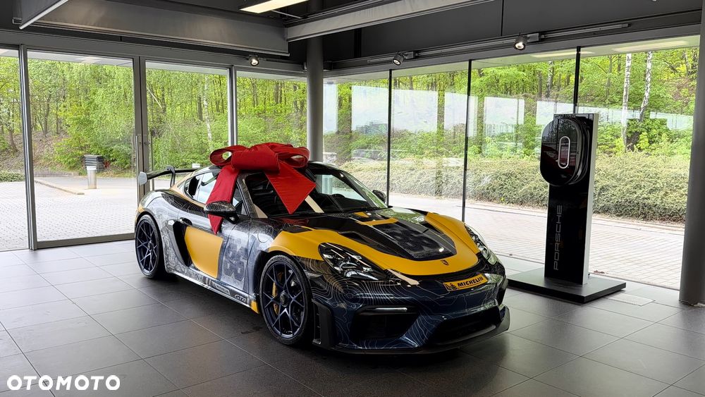 Porsche 718 Cayman GPF GT4 RS PDK - 1