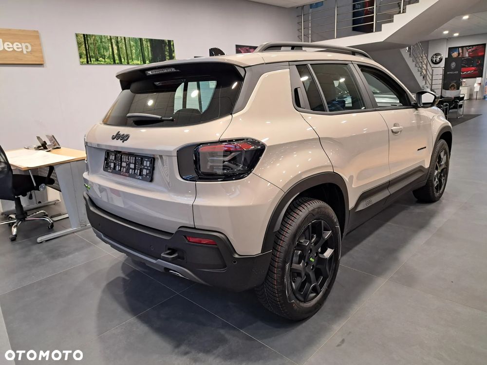 Jeep Avenger 1.2 T3 mHEV Upland 4xe eDCT6 - 5
