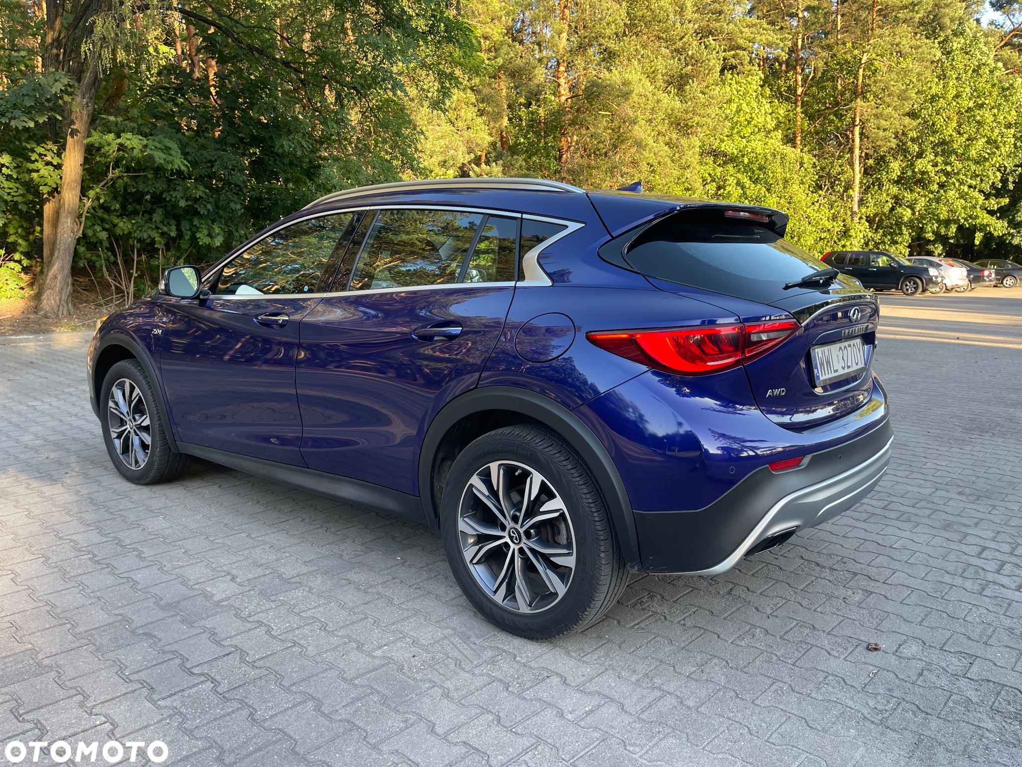 Infiniti QX - 12