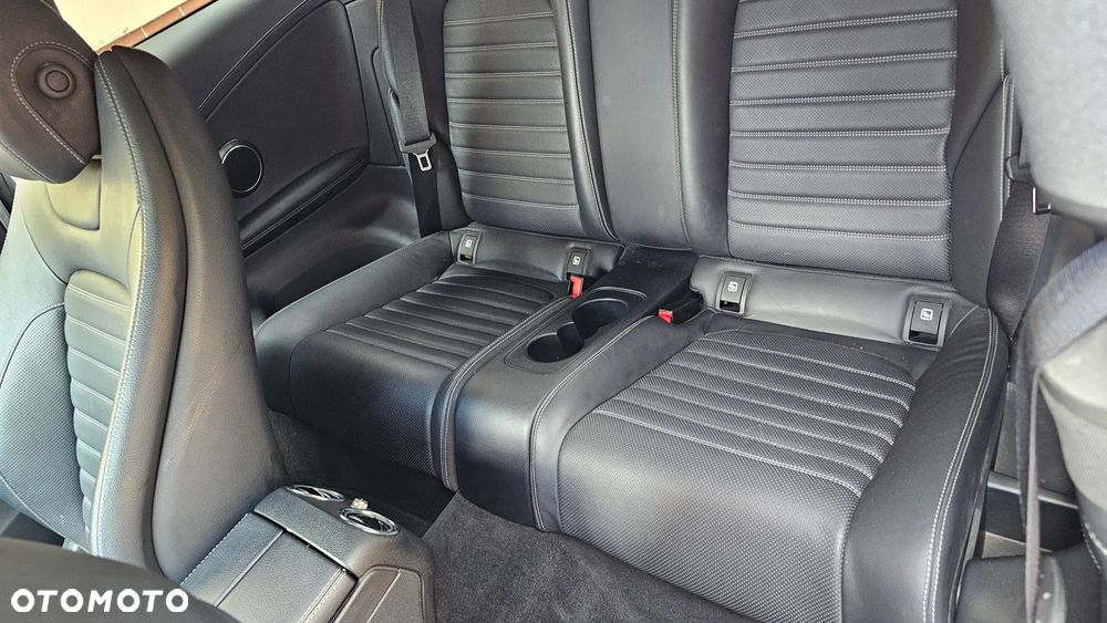 Mercedes-Benz Klasa C 200 7G-TRONIC - 37