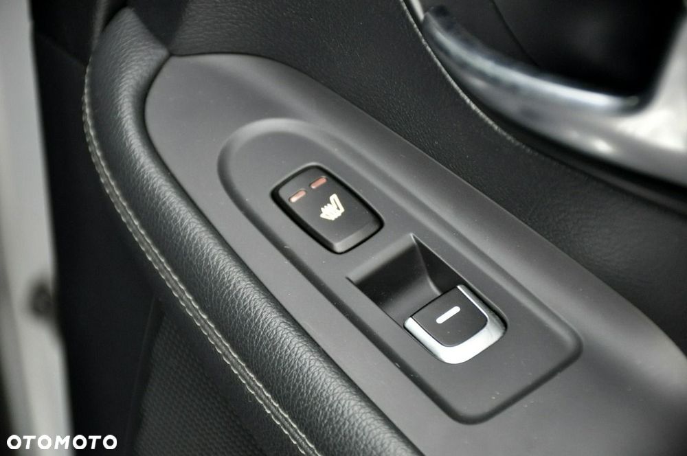 Kia Carens - 20