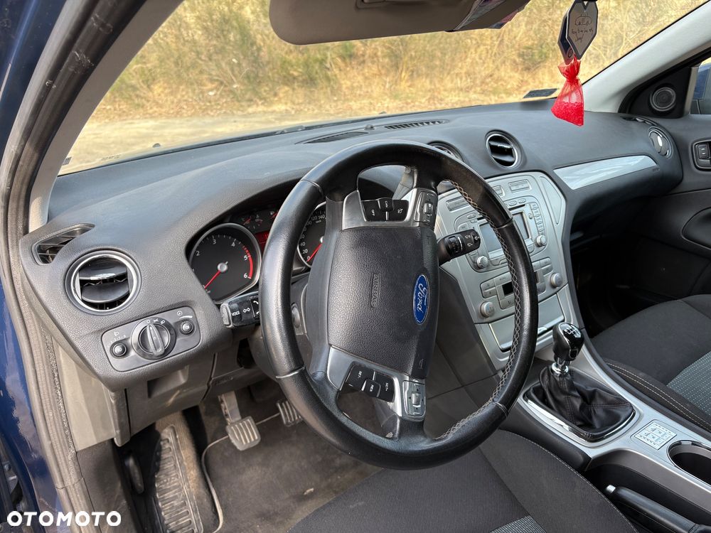 Ford Mondeo 2.0 TDCi Titanium - 10