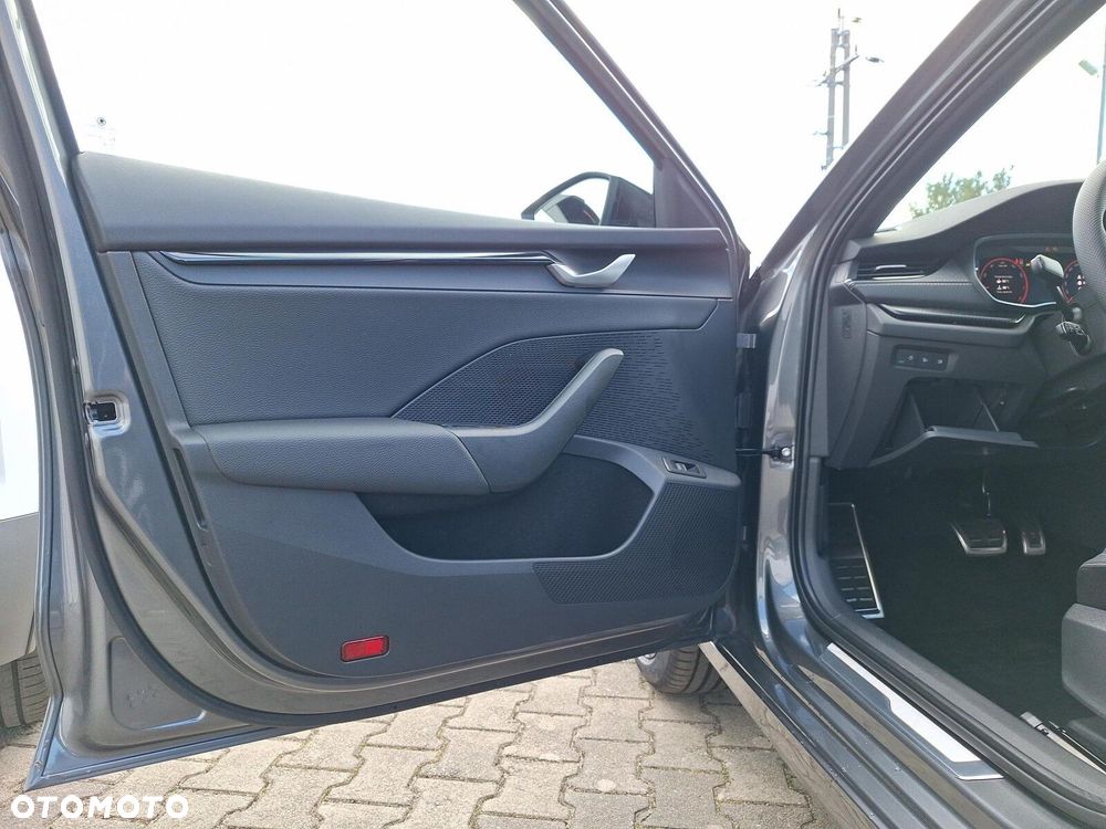 Skoda Octavia 1.5 TSI mHEV Sportline DSG - 13