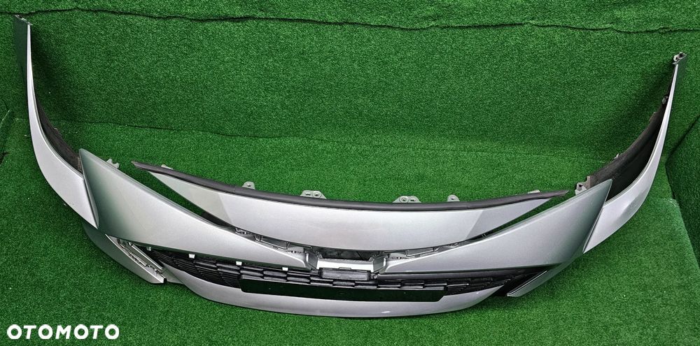 TOYOTA COROLLA E21 ----> ORYGINALNY ZDERZAK PRZEDNI - 10