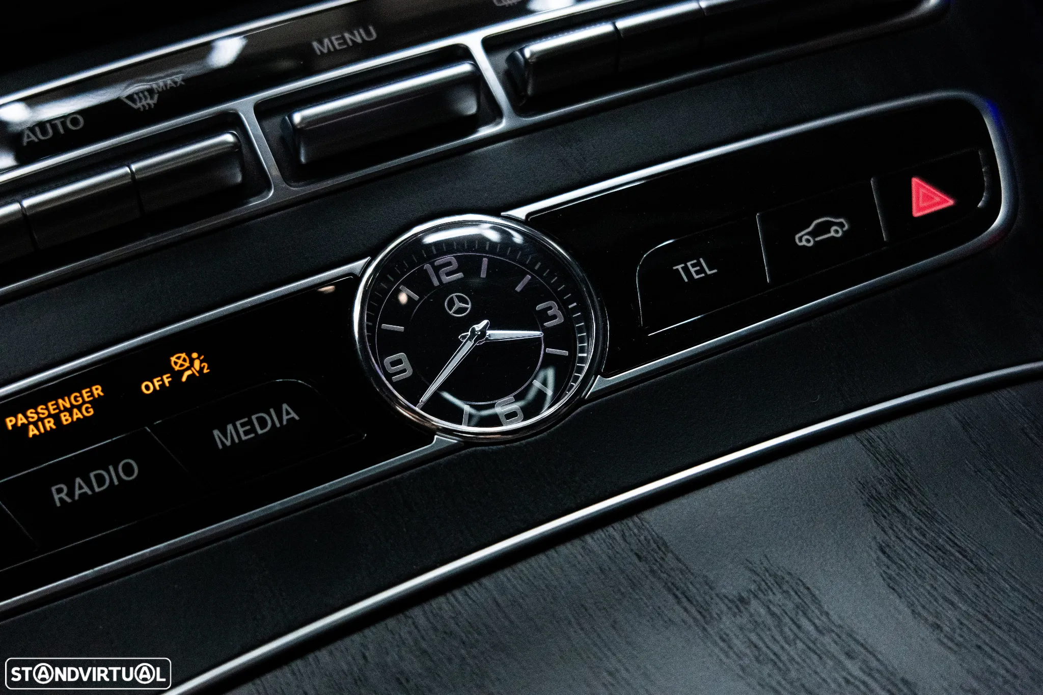 Mercedes-Benz E 220 d AMG Line - 15