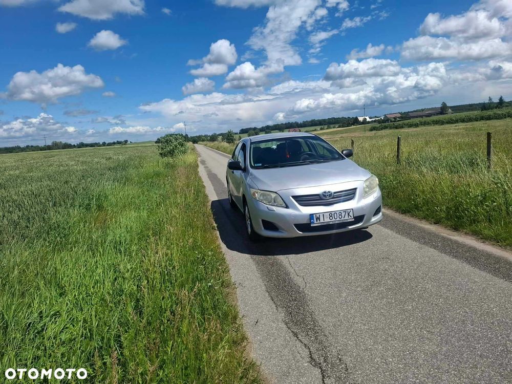 Toyota Corolla - 5
