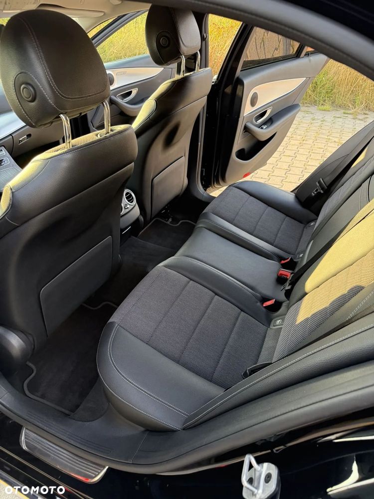 Mercedes-Benz Klasa E 220 d Avantgarde - 14