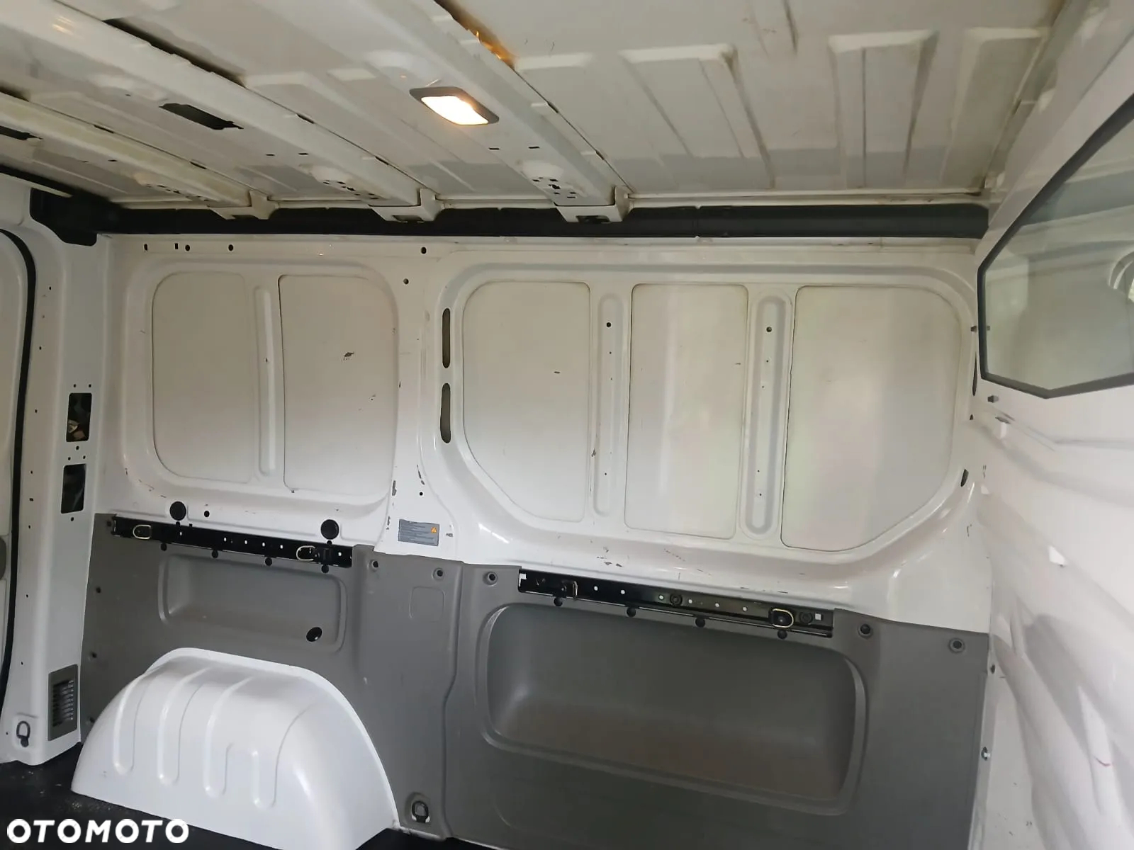 Renault TRAFIC - 26