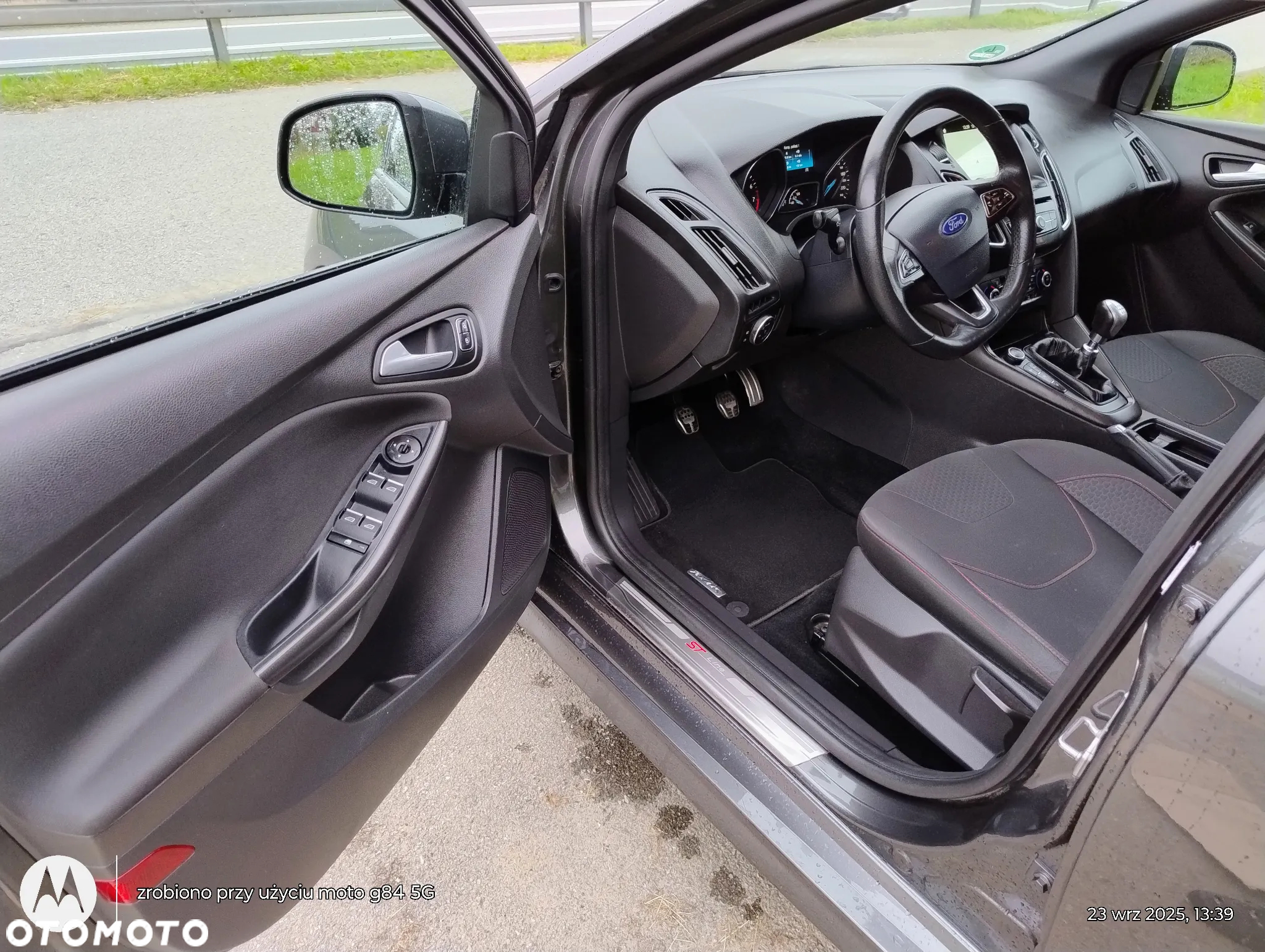Ford Focus 1.0 EcoBoost ST-Line Black ASS - 24