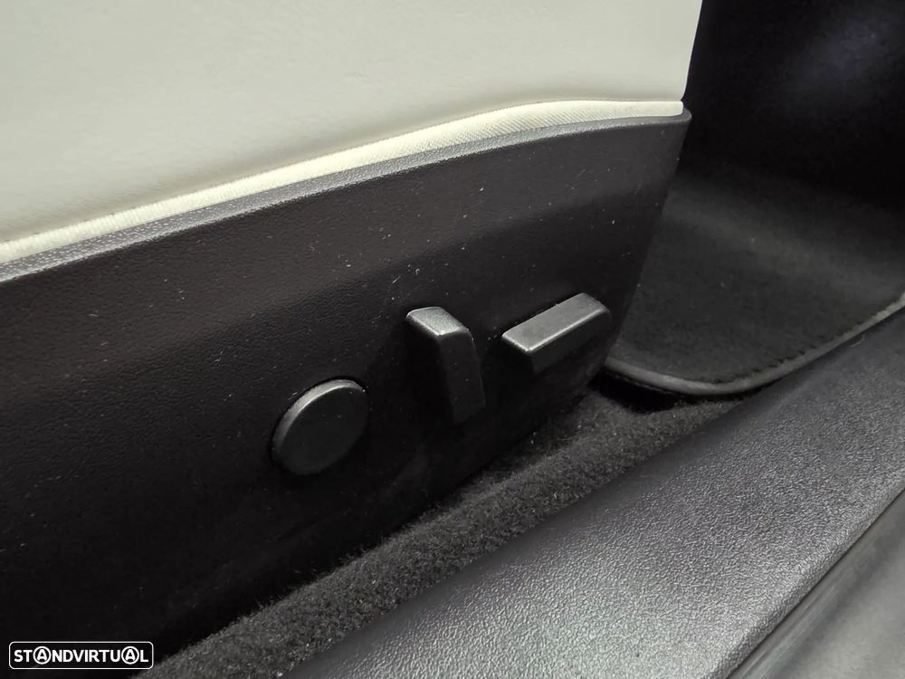 Tesla Model 3 Long Range AWD Dual Motor - 23