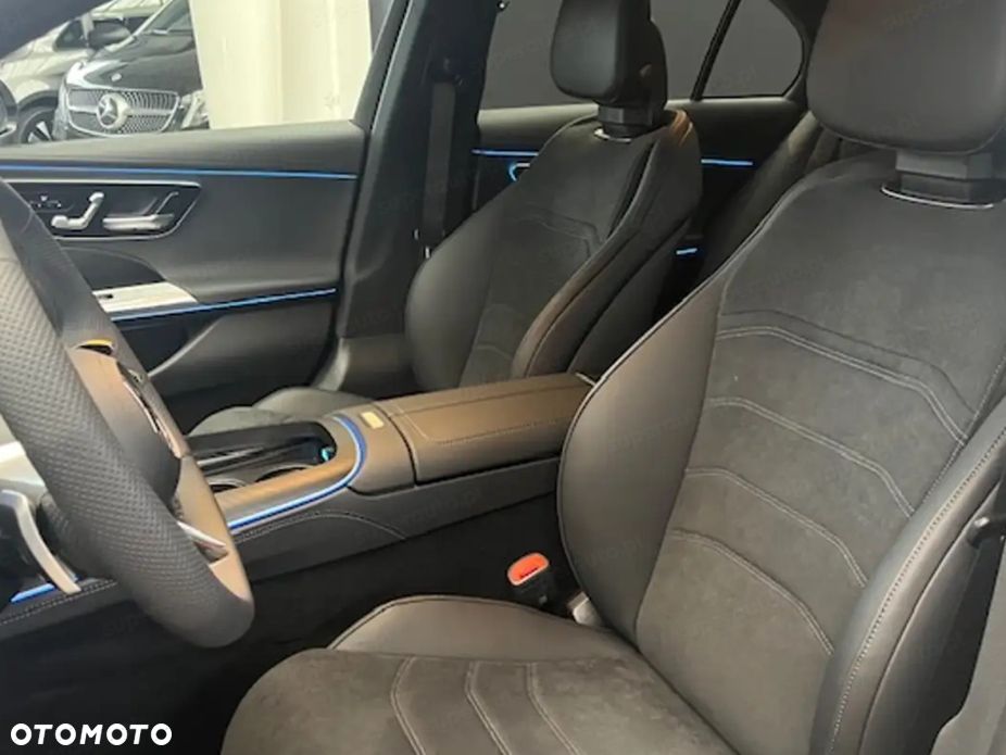 Mercedes-Benz Klasa E 220 d mHEV 4-Matic AMG 9G-Tronic - 8