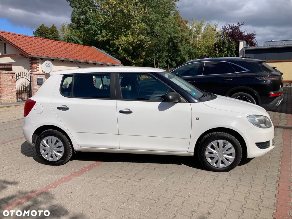 Skoda Fabia 1.2 HTP Active - 2