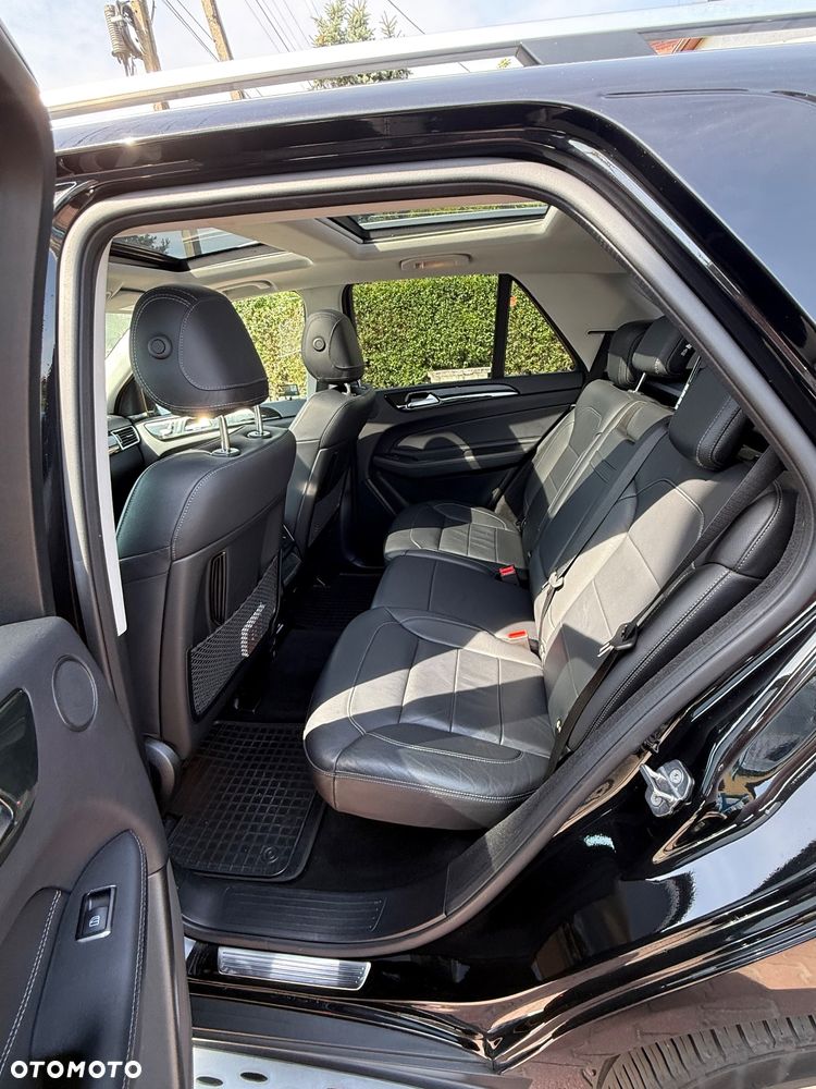 Mercedes-Benz GLE 350 d 4-Matic - 11