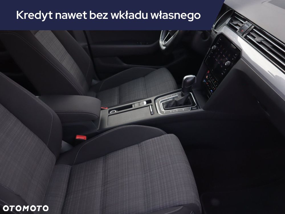 Volkswagen Passat Variant - 11