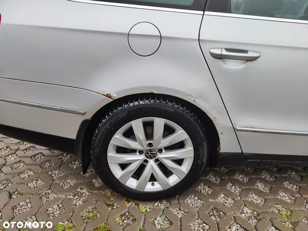 Volkswagen Passat 2.0 TDI DPF Highline DSG - 17