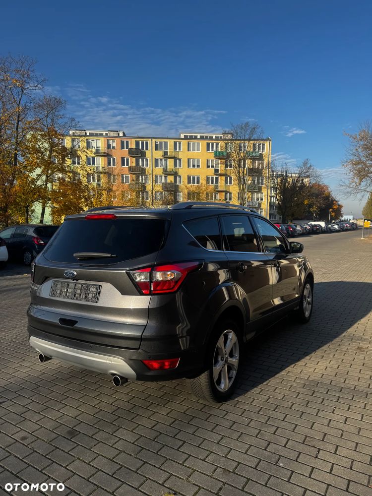 Ford Kuga 2.0 TDCi AWD Trend - 4