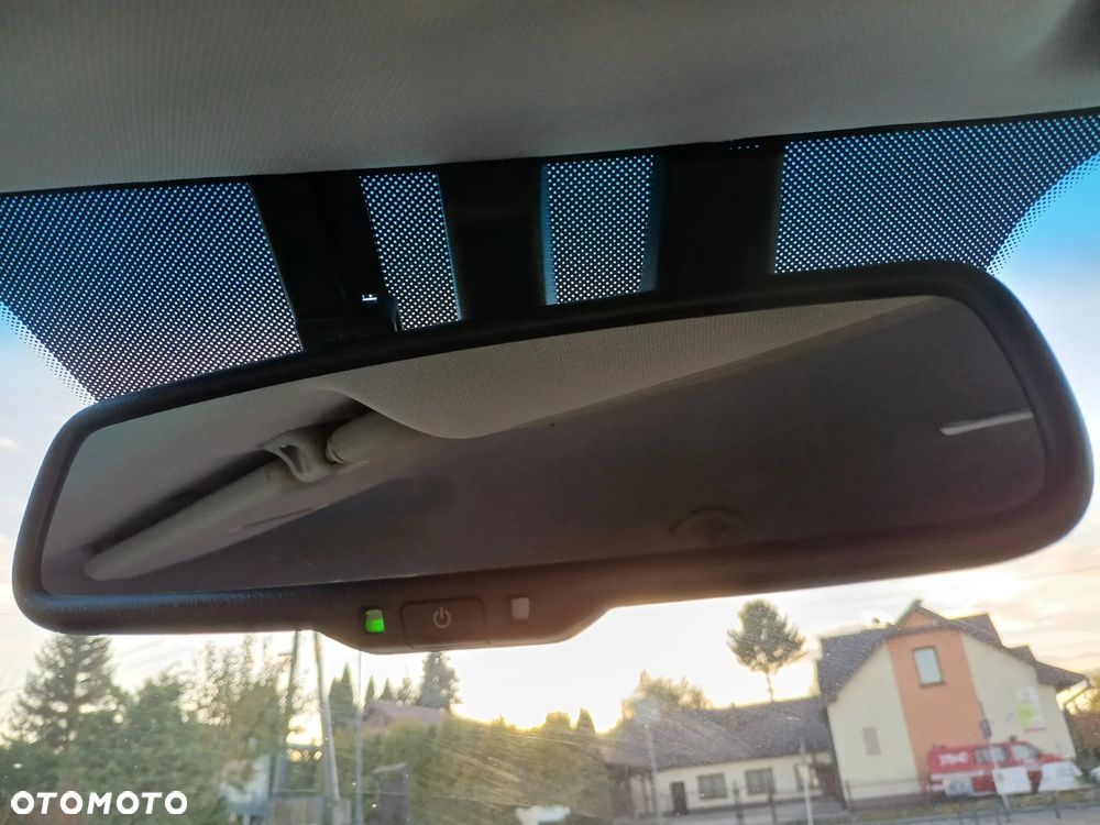 Kia Ceed 1.6 GDI Dream Team Edition - 19