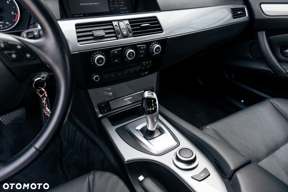 BMW Seria 5 525d xDrive Edition Exclusive - 18