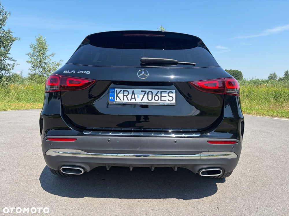 Mercedes-Benz GLA 200 7G-DCT AMG Line - 4