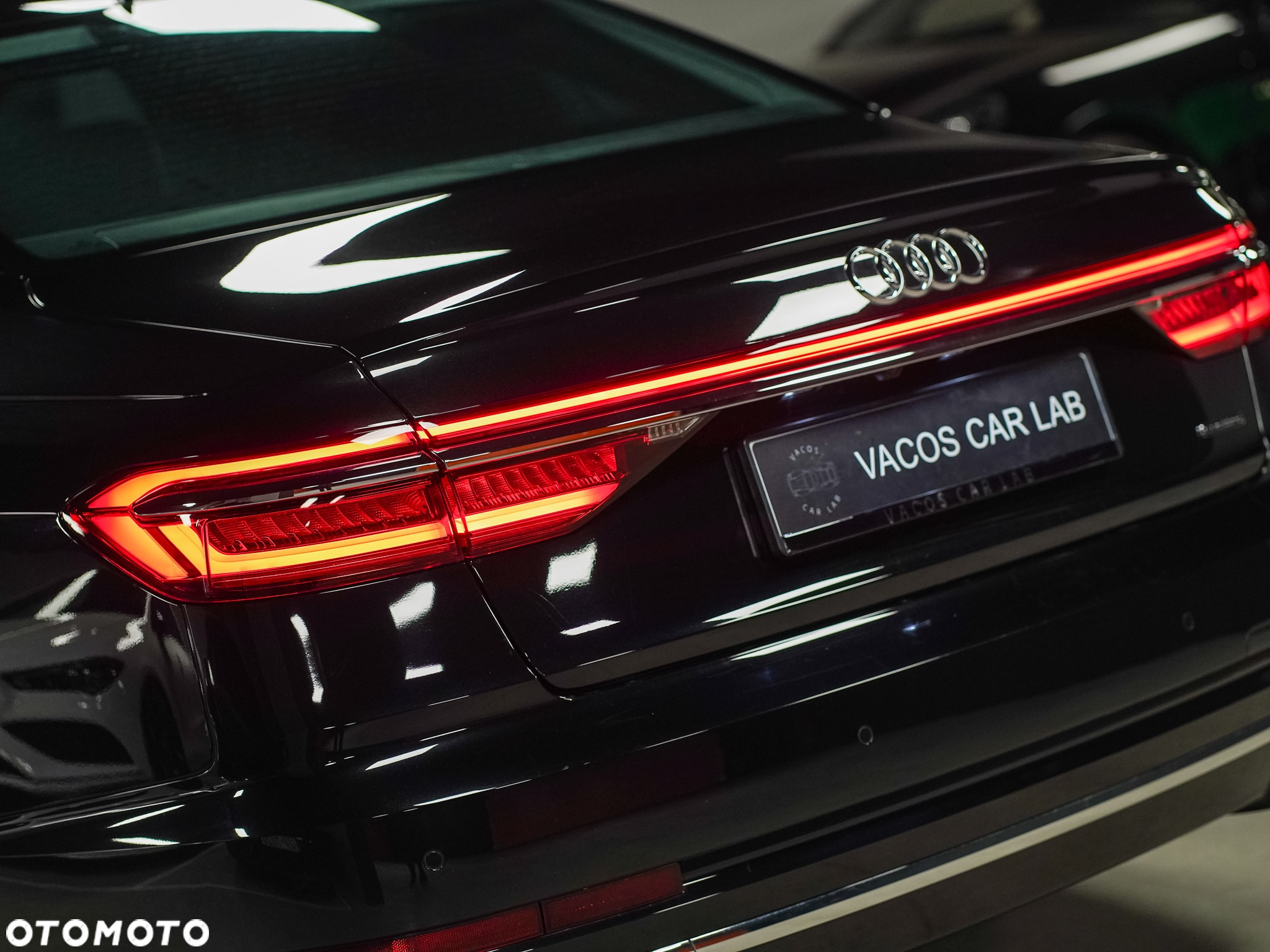 Audi A8 - 3