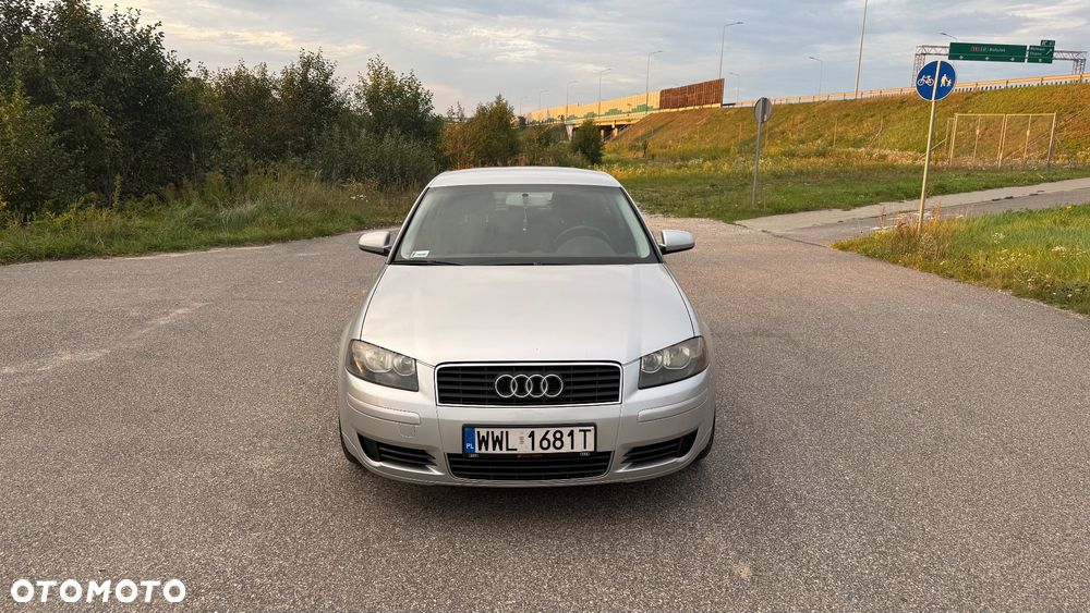 Audi A3 3-drzwiowe 1.6 Ambiente - 5
