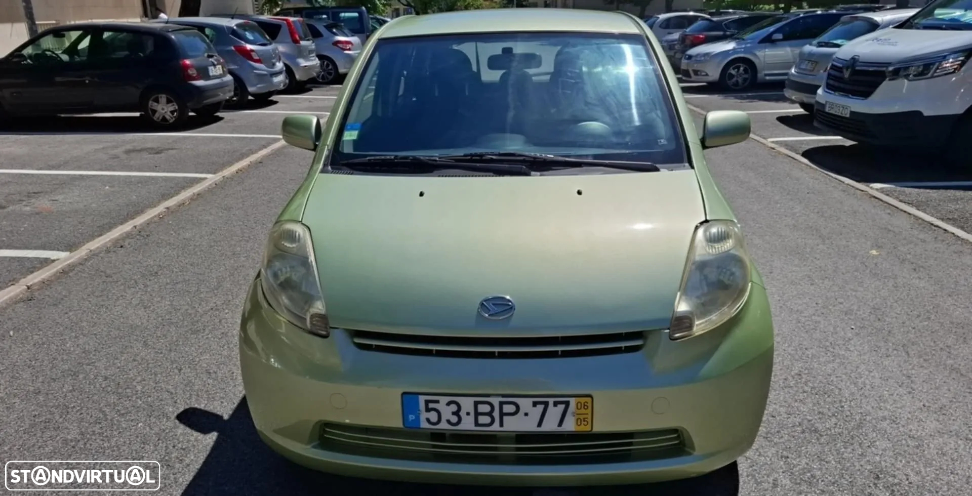 Daihatsu Sirion 1.0 AC - 2