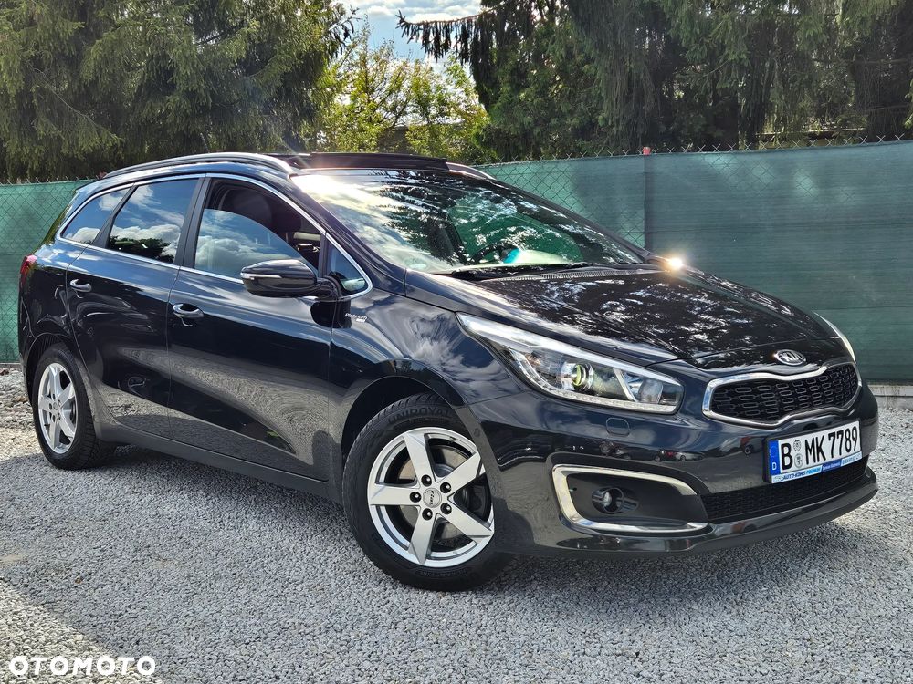 Kia Ceed 1.6 CRDi 136 ISG Platinum Edition - 9