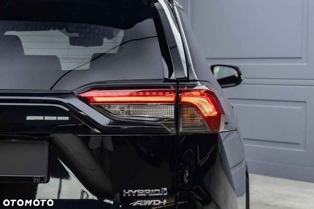 Toyota RAV4 2.5 Hybrid Black Edition by JBL 4x4 - 12