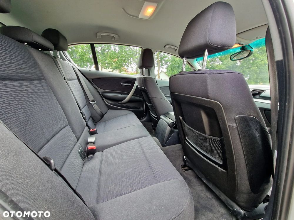 BMW Seria 1 118d - 12
