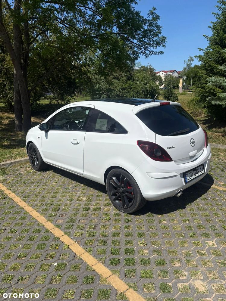 Opel Corsa 1.2 16V Enjoy - 9
