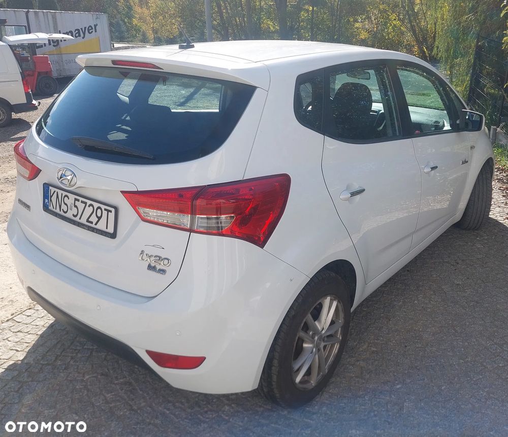 Hyundai Ix20 2011 photo 5