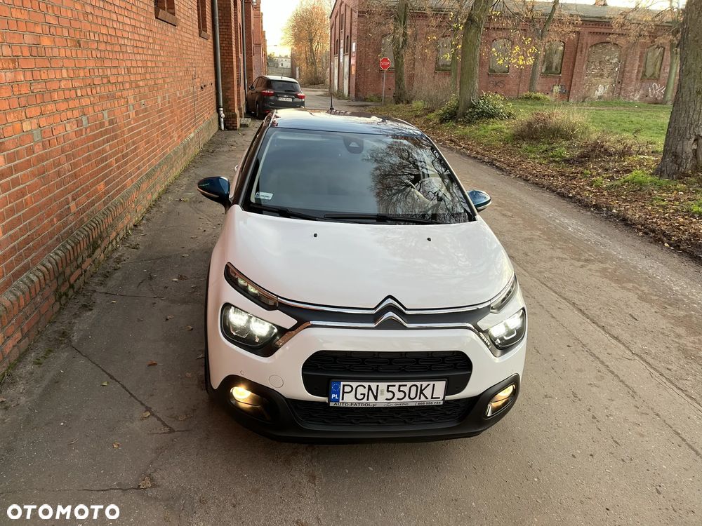 Citroën C3 1.2 PureTech Shine EAT6 - 8