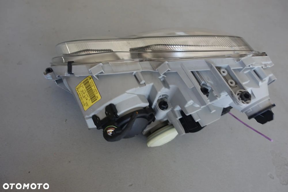 LAMPA PRAWY PRZÓD MERCEDES W203 LIFT - 2