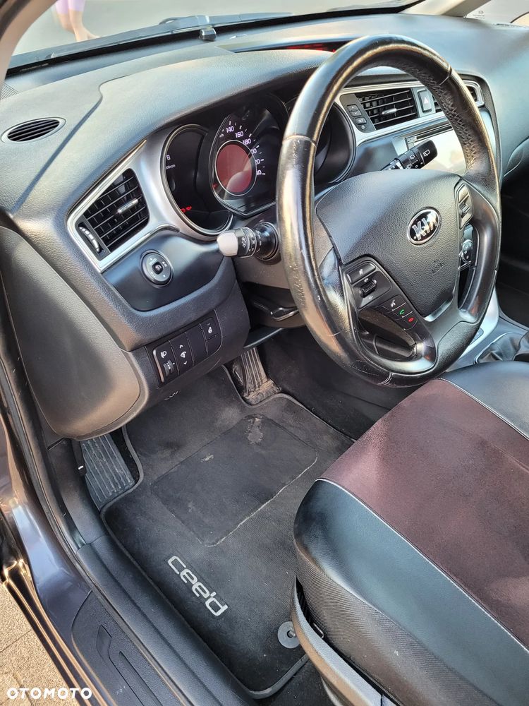 Kia Ceed 1.4 M - 23