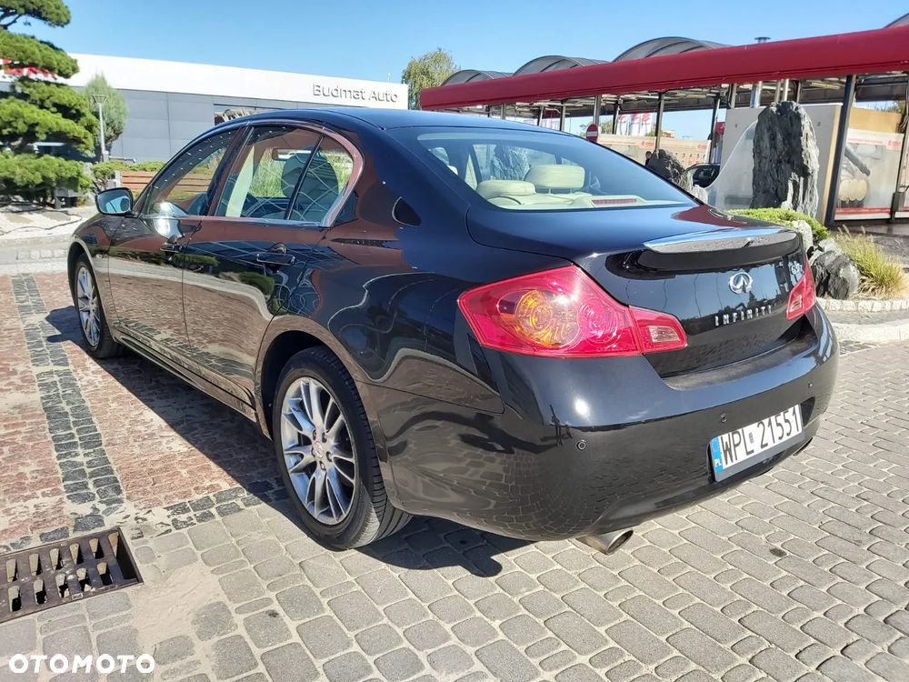 Infiniti G G37 AWD - 4