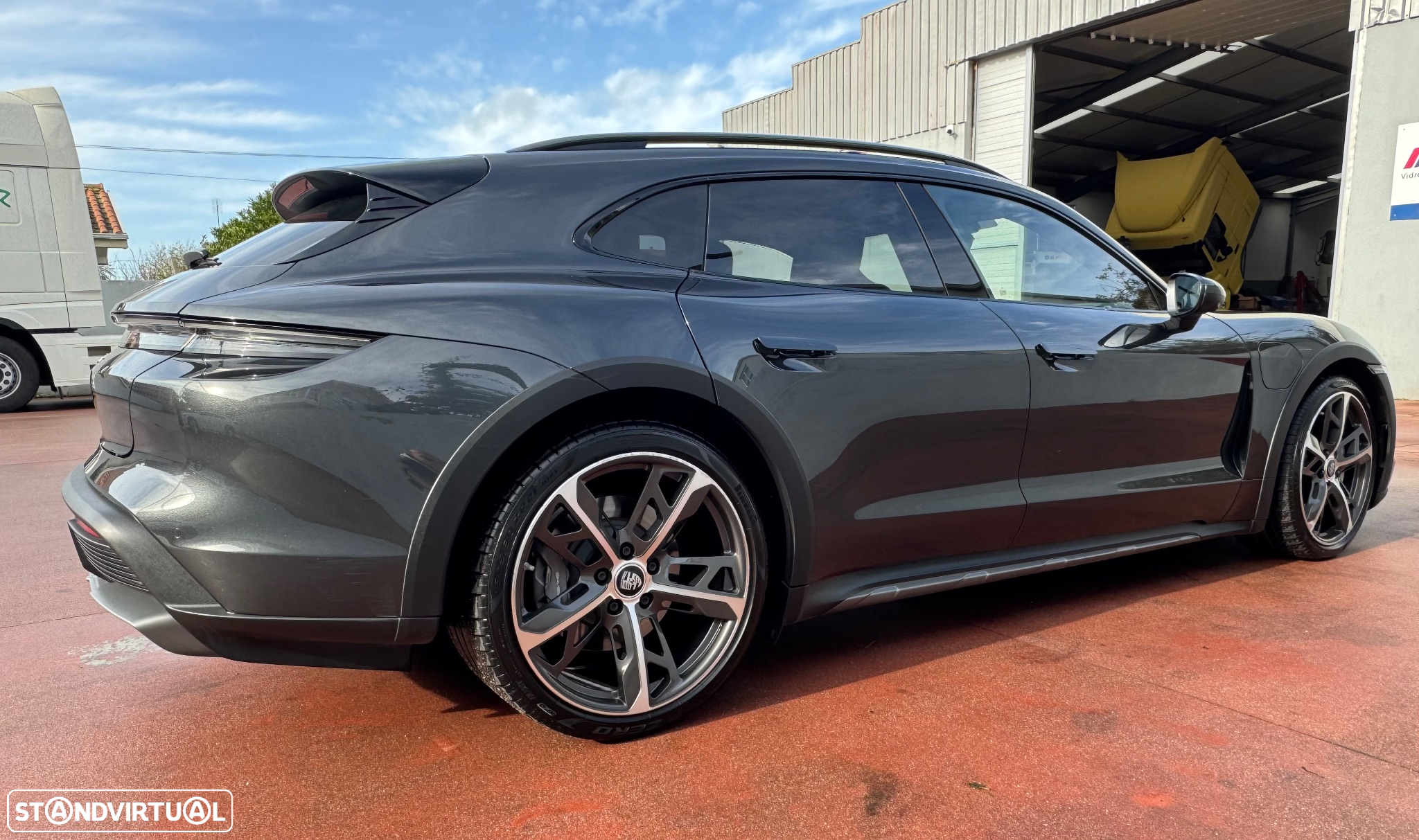 Porsche Taycan Sport Turismo bateria Performance Plus - 4