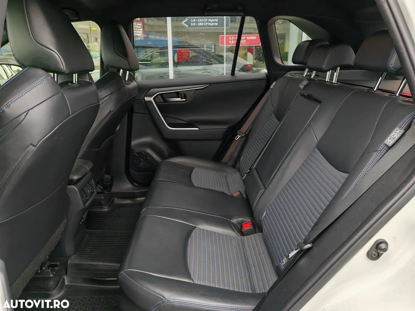 Toyota RAV4 2.5 Hybrid VVT-iE 4x2 Dynamic - 8