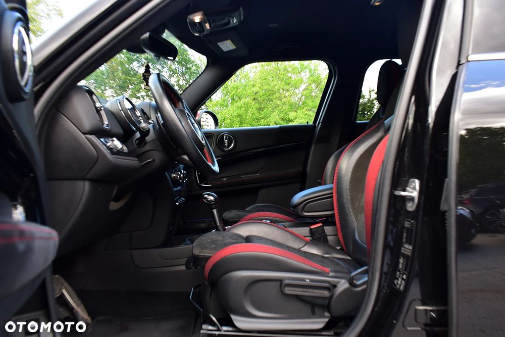 MINI John Cooper Works - 5