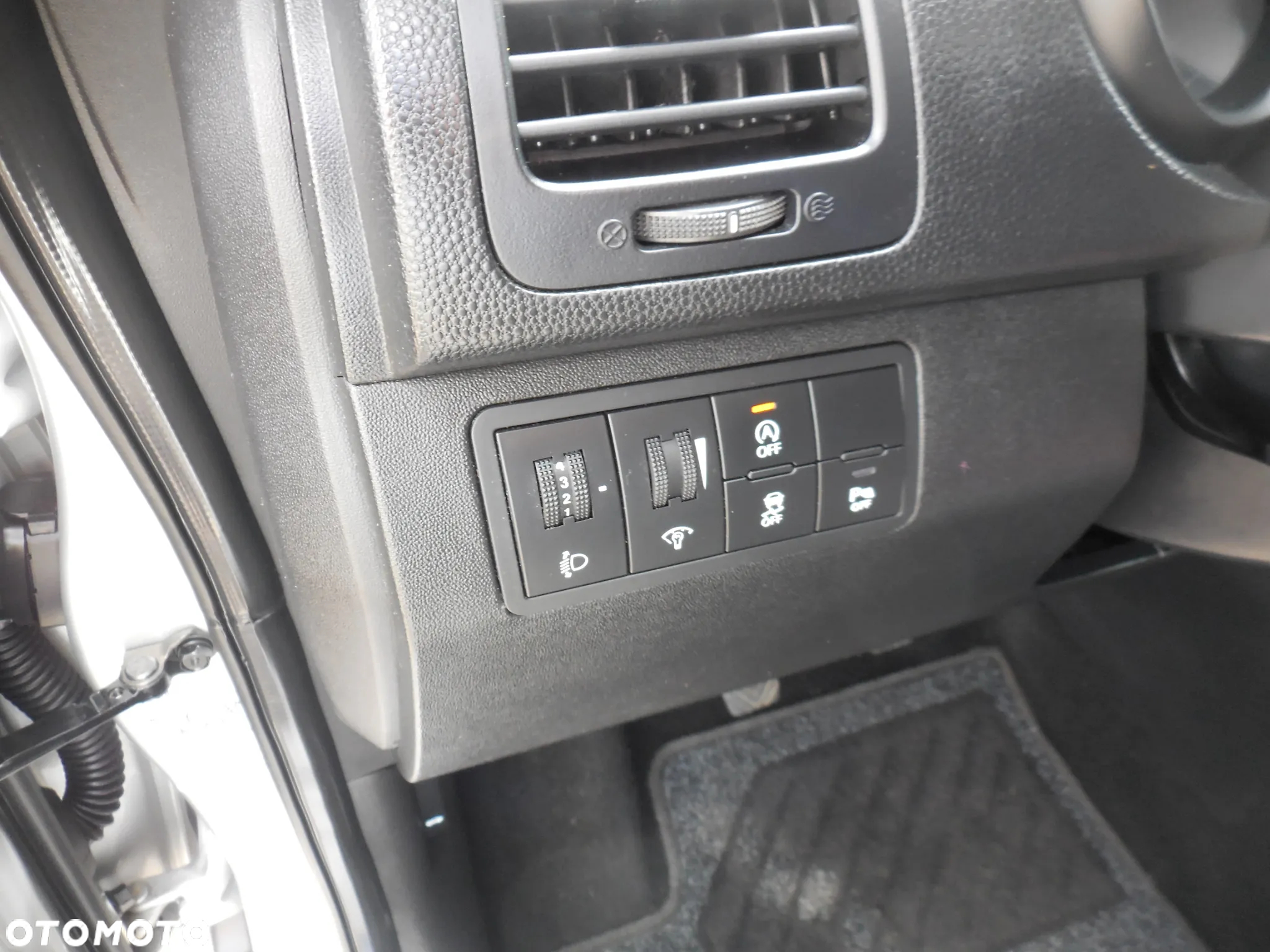 Hyundai ix20 - 18