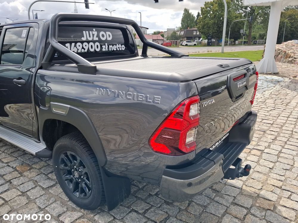 Toyota Hilux 2.8 D-4D mHEV Double Cab Invincible 4x4 - 21