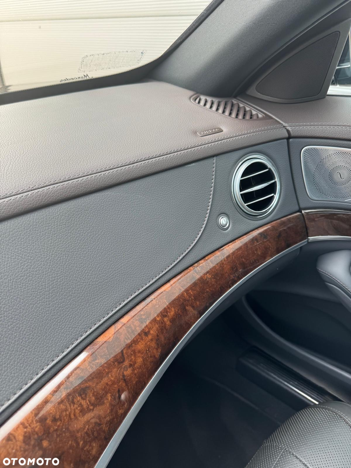 Mercedes-Benz Klasa S 560 4-Matic 9G-TRONIC - 28