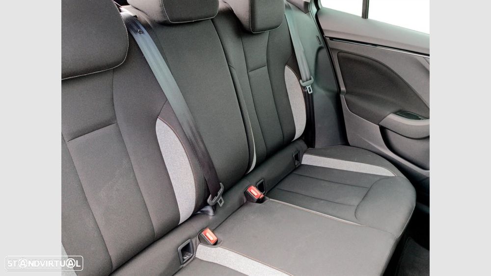 Skoda Kamiq 1.0 TSI Ambition DSG - 18