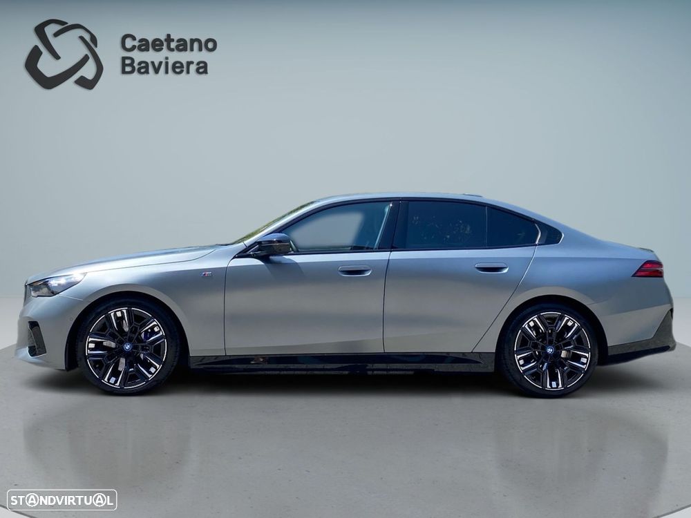 BMW i5 M60 xDrive Pack Desportivo M Pro - 33