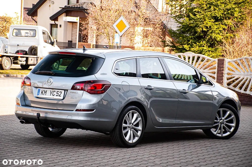 Opel Astra 1.4 Turbo Cosmo - 16