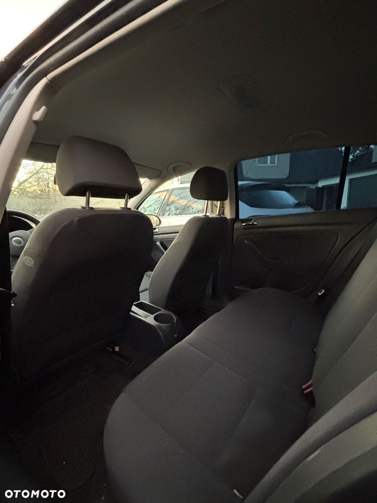 Volkswagen Golf V 1.4 Trendline - 10