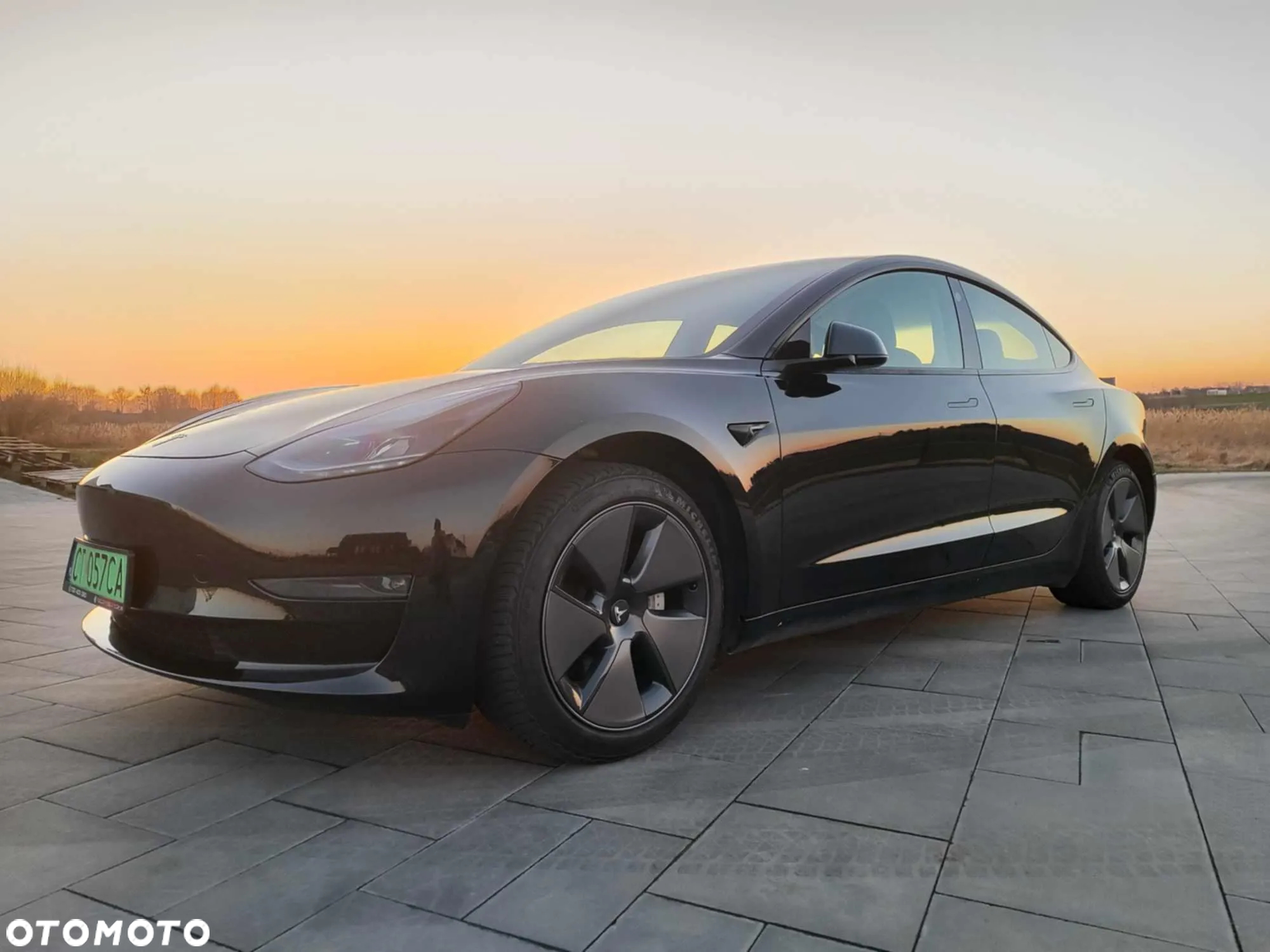 Tesla Model 3 Langstreckenbatterie Allradantrieb Dual Motor - 3