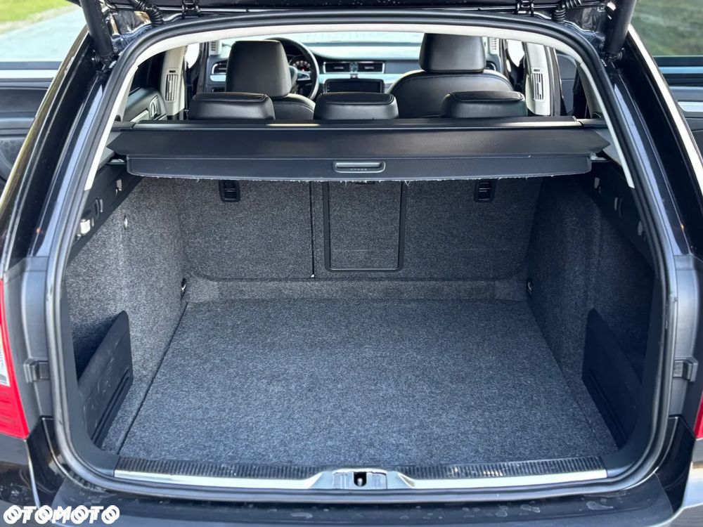 Skoda Superb 2.0 TDI Exclusive - 24