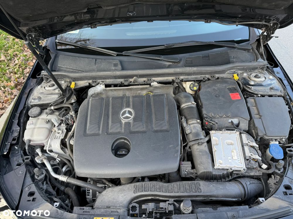 Mercedes-Benz CLA 180 d 7G-DCT Progressive - 26